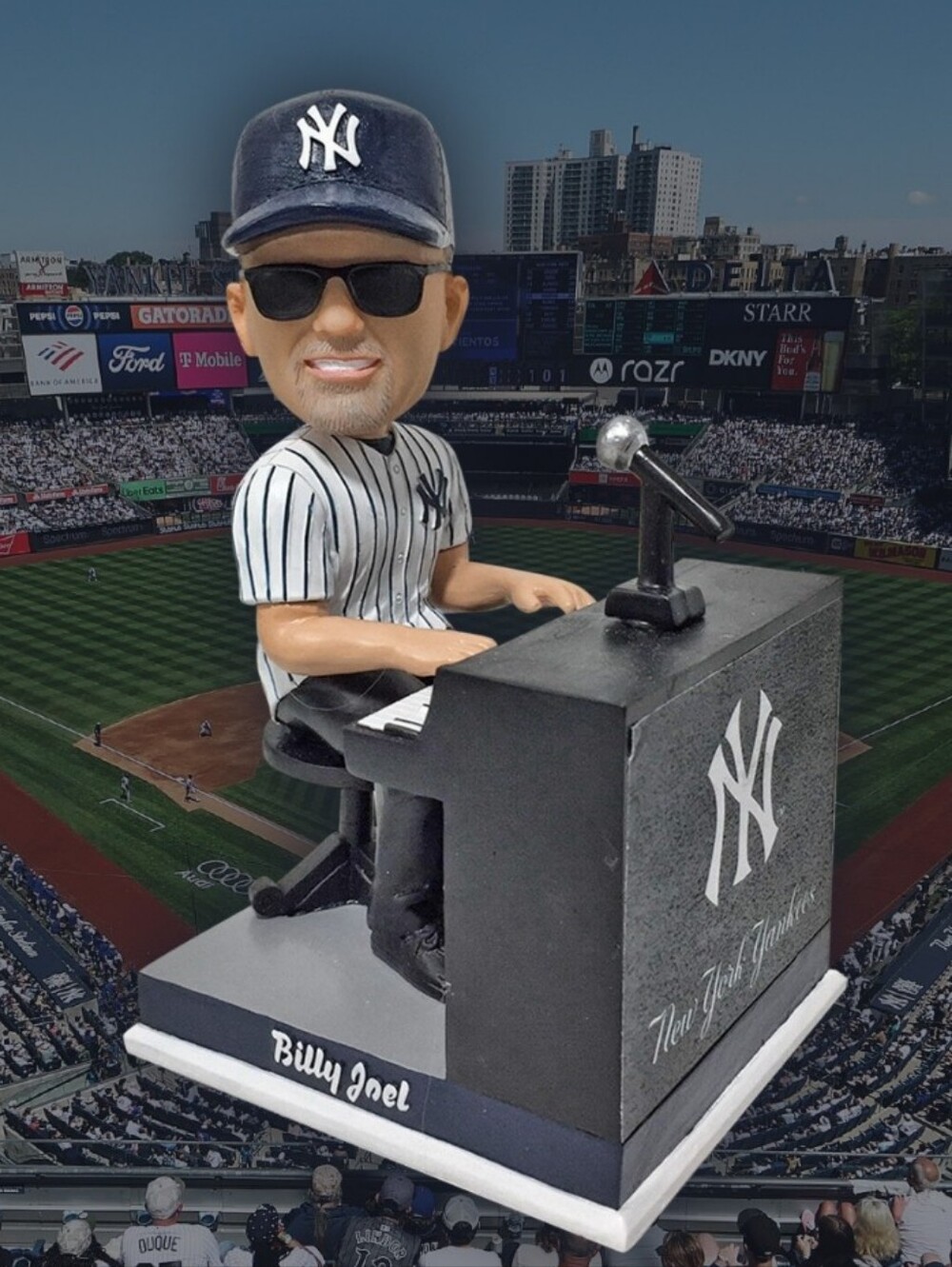 New York YANKEES Billy Joel Bobblehead Limited Edition 7-11-25